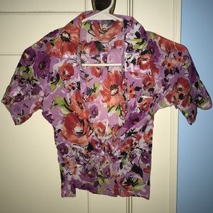 Delia’s floral patterned front tie crop top